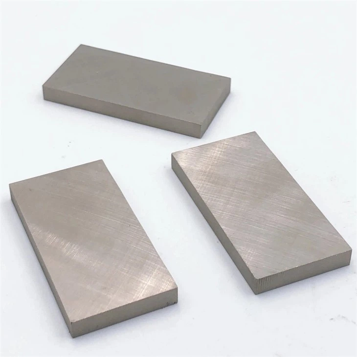 Magnet Bloc AlNiCo Mawr Cryf